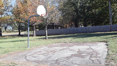 Basketball play area
